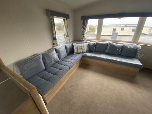 2021 Abi Goscar — kitchen